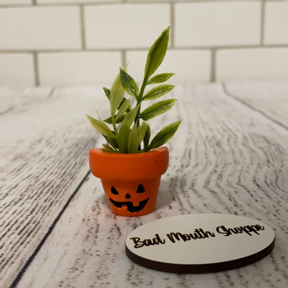 *Dulce Calaveritas Spooky Plant Jack O Lantern Pumpkin Planter Pin